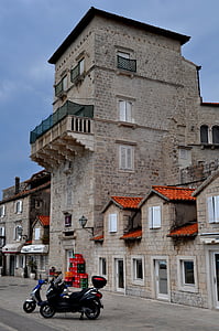 tvirtovė, Riva, krantinėje, Trogiras, Kroatija, UNESCO, Europoje
