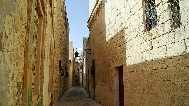 malta, lane, valletta, architecture, street, old, history
