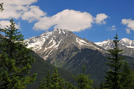 in Südtirol, Ahrntal-Tal, Berge, Natur, Gipfeltreffen, Panorama, Bergwetter