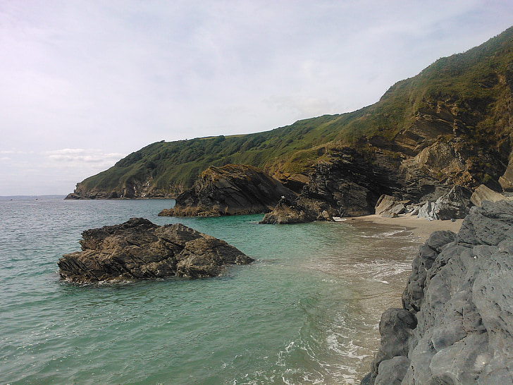 Bahía de Lantic, Cornwall, Playa, roca, agua, Océano, ondas