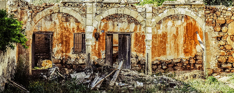Stara kuća, oštećena, u dobi od, trošne, olupina, napuštena, propadanje