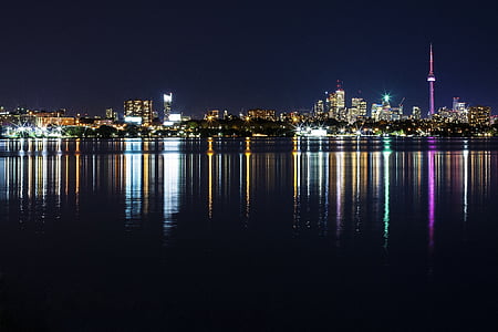 Miestas, Panorama, krantinėje, naktį, žibintai, atspindys, vandens