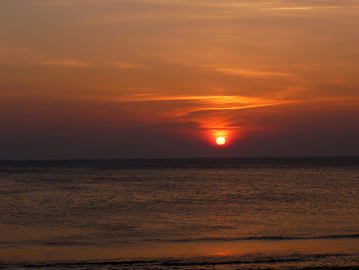 sunset, sea, setting sun, evening mood at the lake, sun and sea, sun