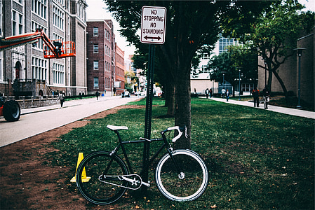 Bike, bicyklov, znamenie, zákaz zastavenia, žiadne státie, chodník, cesta
