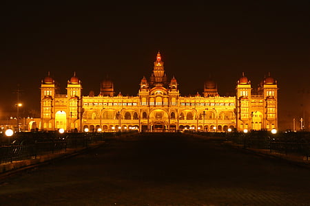 Palacio de Mysore en monstre, Mysore, Karnataka