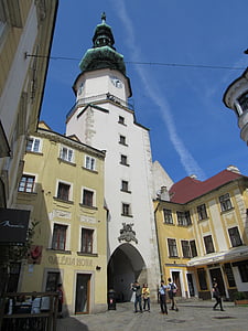 Bratislava, Slovensko, věž, střed