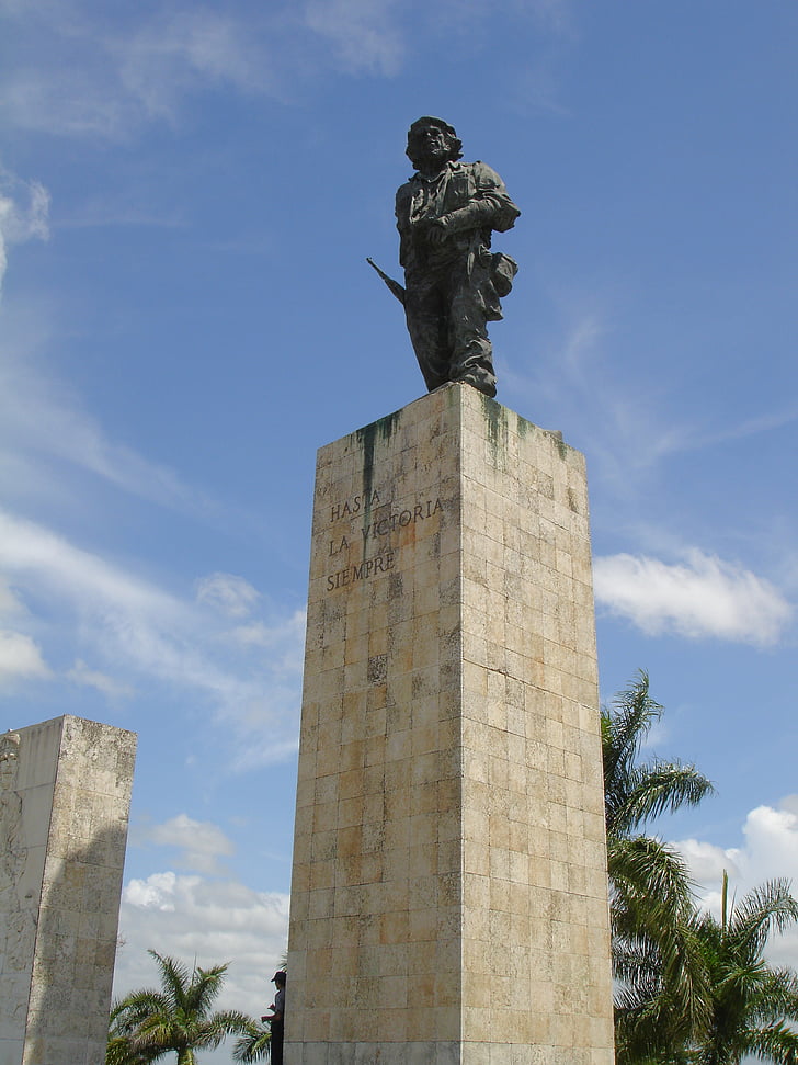Che guavarra, Socha, Mauzóleum, Al comandante, Kuba, hrdina, revolučný
