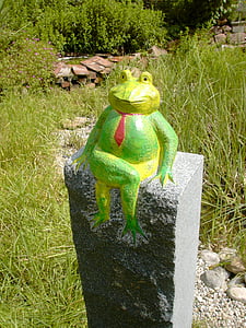 frog, granite stele, garden, grass, figure