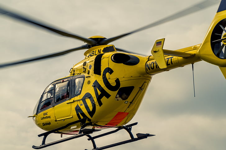 ADAC, helicóptero, helicóptero del rescate, rescate del aire, uso, médico de guardia, guardar