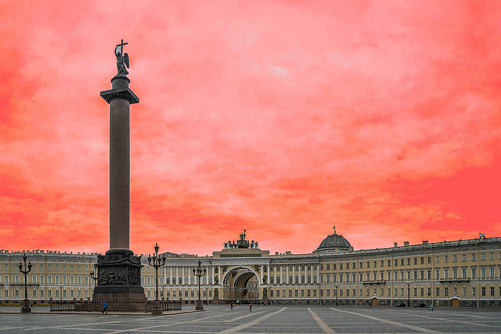 Площад Съдебенат палата, Александър колона, дворец, Санкт Петербург, Русия, небе, архитектура
