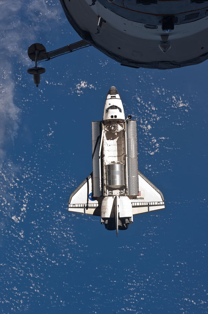 atlantis, space shuttle, docking, preparation, iss, space station, spaceship