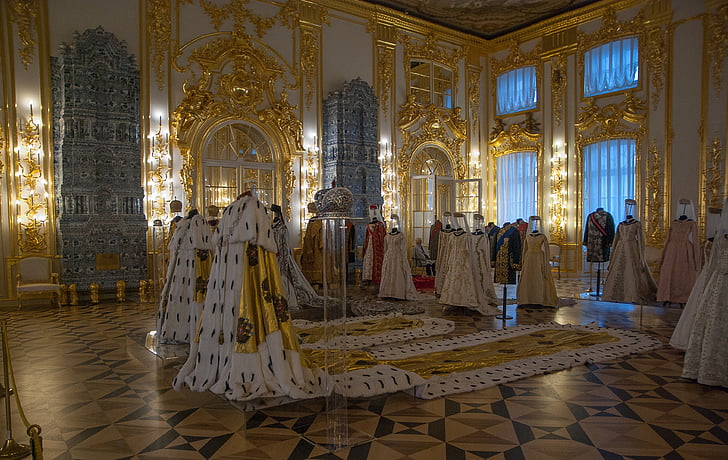 Rusland, Pouchkine, Katarina-paladset, tøj, udstilling, adel, refleksion