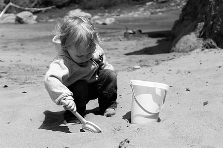 Kid, spelen, zand, jeugd, één persoon, kinderen alleen, volledige lengte