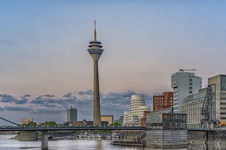 Düsseldorf, Media harbour, Architektura, budova, moderní, přístav, televizní věž
