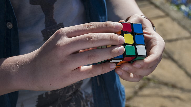 cubo, mano, chico, jóvenes, jóvenes, dedos, Rubik