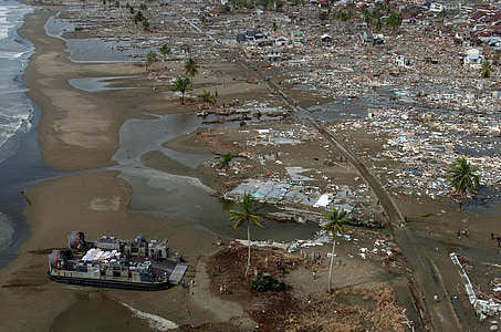 tsunami, Riptide, en cas de catastrophe naturelle, aéroglisseur, Thaïlande, 1992, destruction