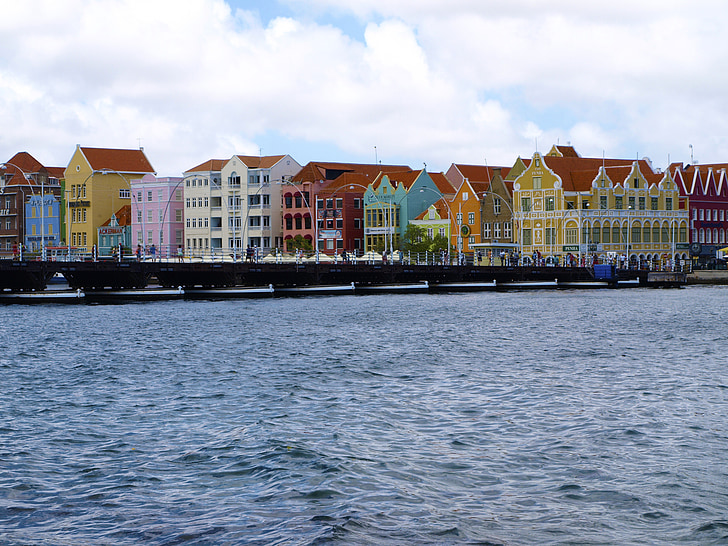 Willemstad, Curaçao, capital, île, patrimoine mondial, maisons, promenade