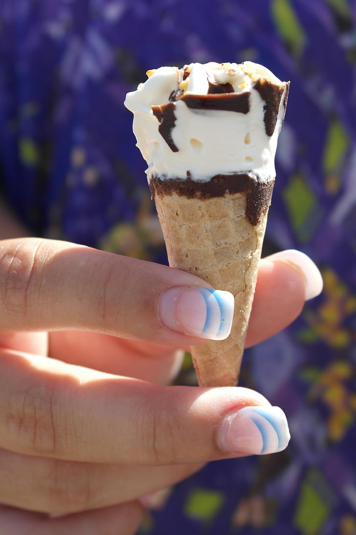 hand, ice cream, cone, sweetness, summer, heat, nails