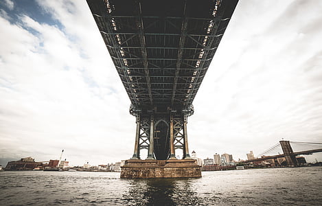 hitam, baja, Jembatan, dekat, air, photographt, underbridge