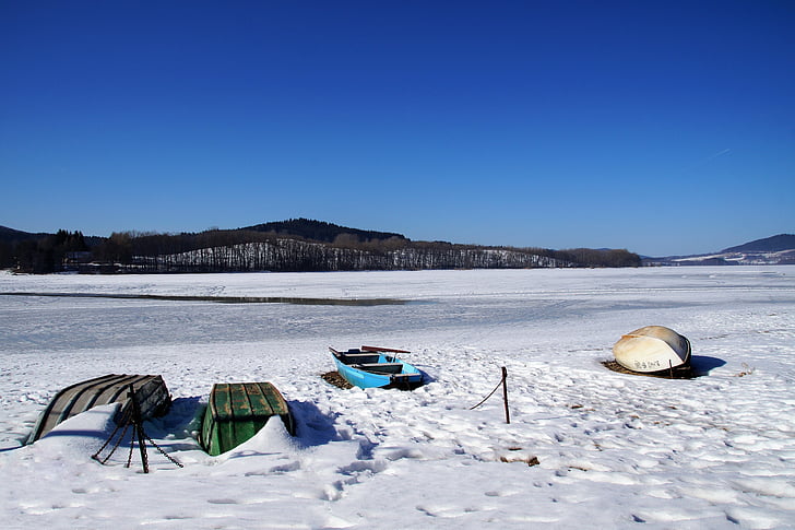 rowboat, laivas, barža, aizsalušu ezeru, uz sauszemes, sniega, ziemas
