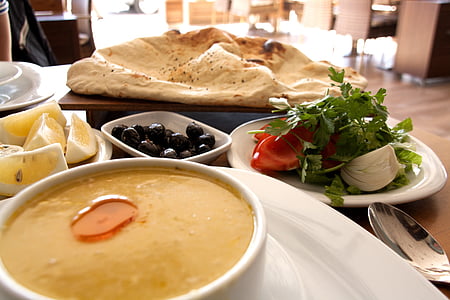 Turska hrana, juha, meze, Alanya, večera, turske kuhinje