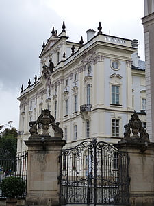 Praga, Češka, Palace