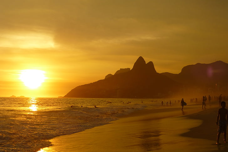 az Ipanema strand, Rio de janeiro, sugarload hegy, Brazília, naplemente, tengeri tájkép, Dél-Amerika