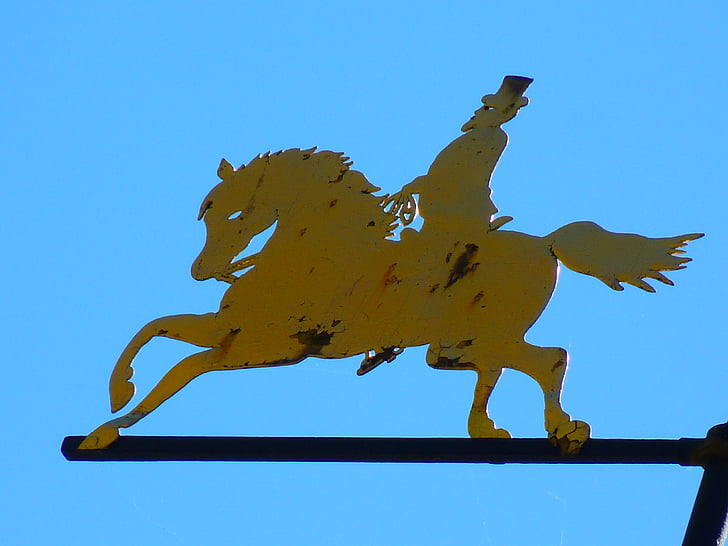 Reiter, kůň, zvaný Weathervane, zlatý, obloha, modrá