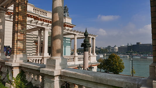 Budapest, bazaar giardino castello, vista