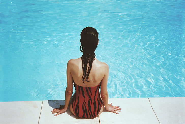жінка, сидячи, біля басейну, плавання, басейн, жінка, Дівчина