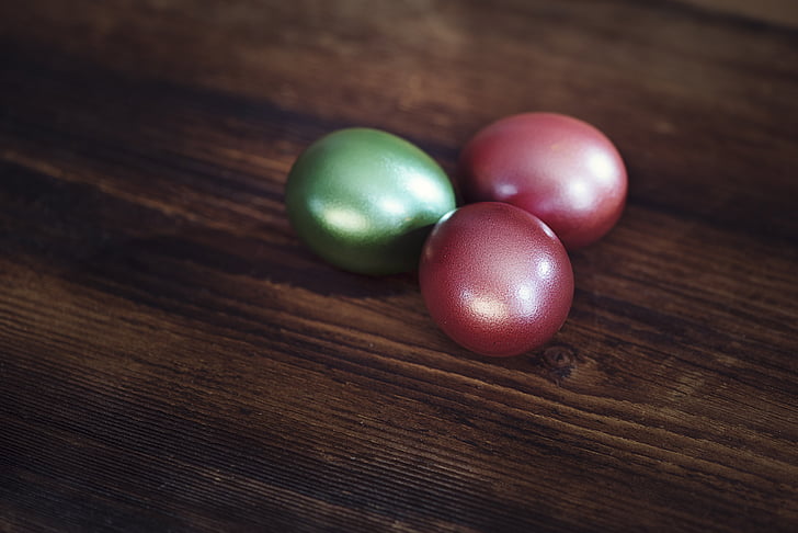 vajcia, farebné, farebné, slepačie vajcia, maľované vajíčka, veľkonočné vajíčka, drevo