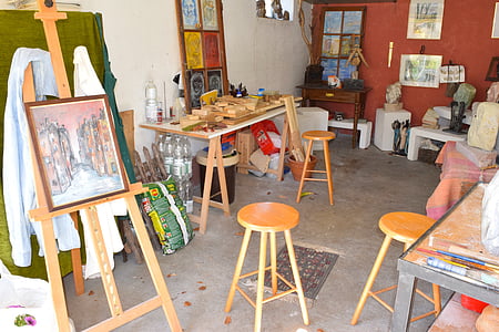 garage, atelier, art, art workshop, works of art