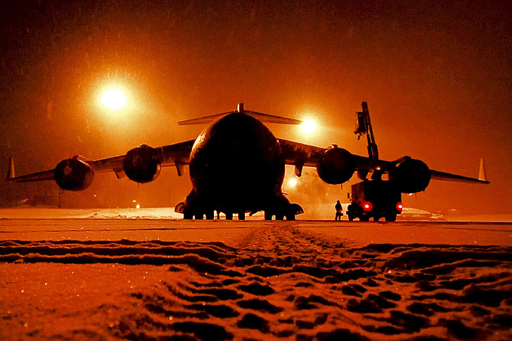 karbantartás, Cargo jet, hóeltakarítás, Jet, éjszaka, repülőgép, katonai