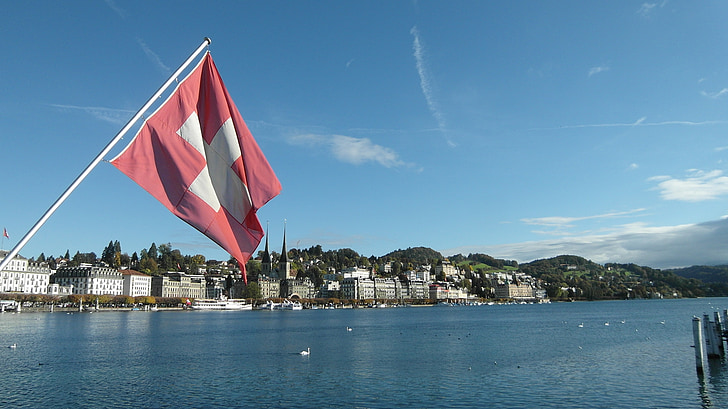 Luzern, Lake lucerne régió, svájci lobogó, zászló, Hofkirche, Sky, víz