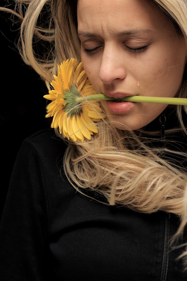 cvet, model, ženske, rumena, marjetica, žalostno, krik