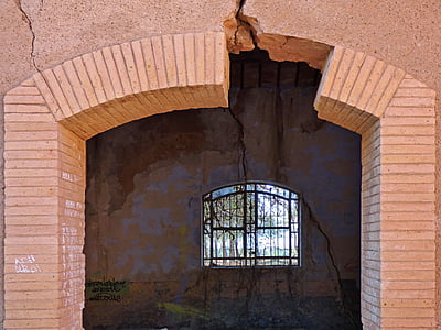 door, arc, brick, ruin, abandoned, cracks, industrial architecture