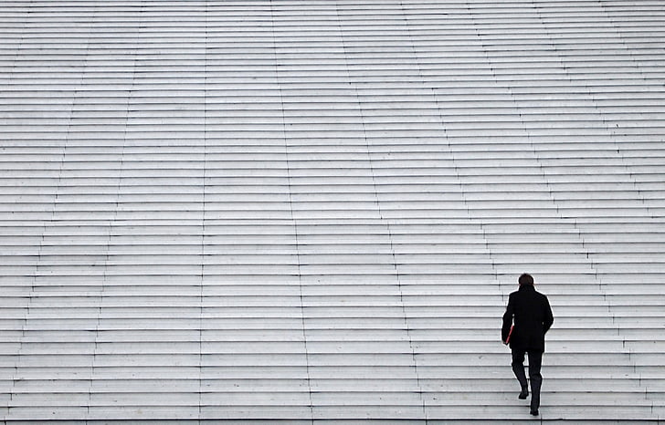 kāpnes, vientulība, staigāt, cilvēki, sievietes, vienai personai, pilsētas skatuves