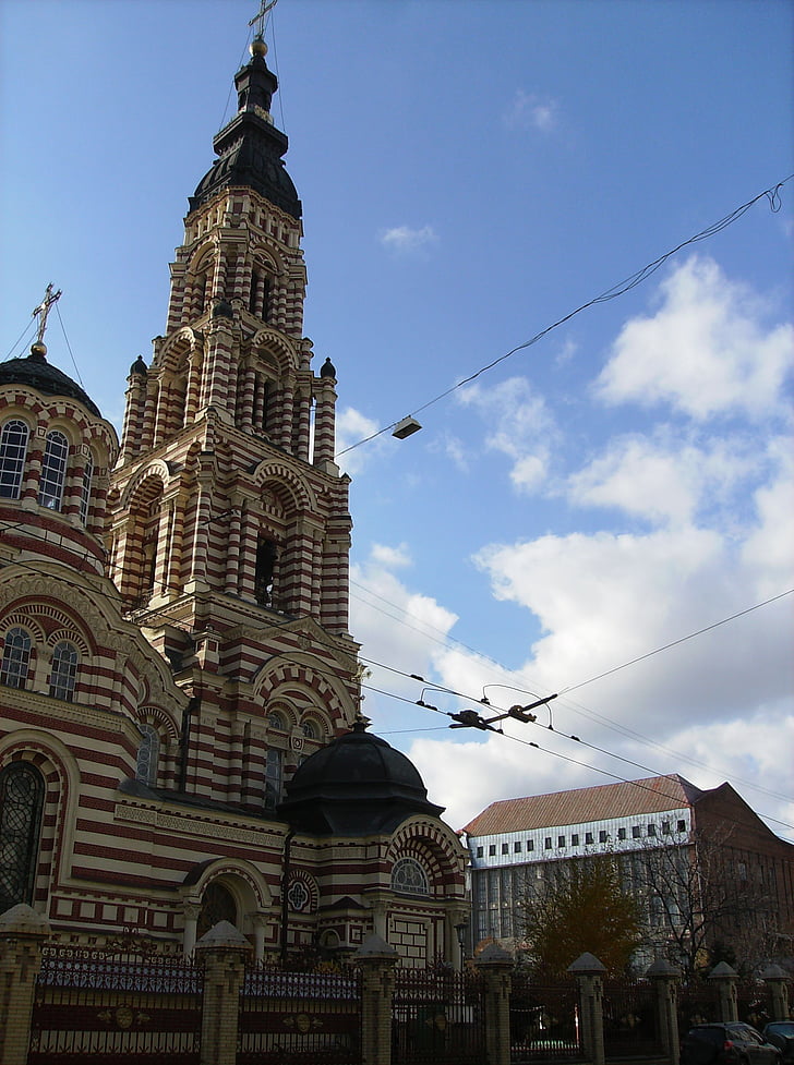 błahowiszczenski sobor, Charkov, Oekraïne, het platform, kerk, beroemde markt, Kathedraal