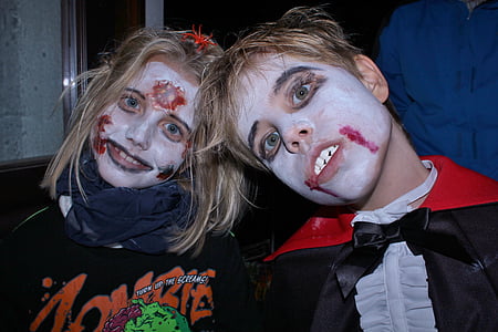 Children's carnival, Halloween, vámpír