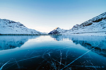 Suíça, Inverno, neve, gelo, congelado, linhas de Patinação Artística no gelo, Lago