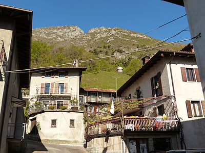 Häuser, Gemeinschaft, Dorf, nach Pregasina, Italien, Italienisch