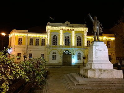 van nuys, Ayuntamiento de la ciudad, en la noche