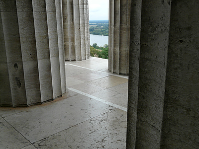 columnar, arcade, labyrinth, walhalla, memorial, hall of the fallen, donaustauf