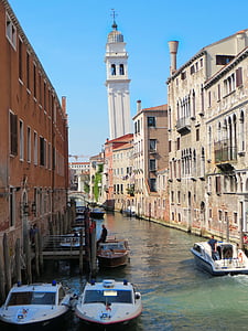 Venedig, Rio, lutande tornet, kanaler, kanoter, trafik