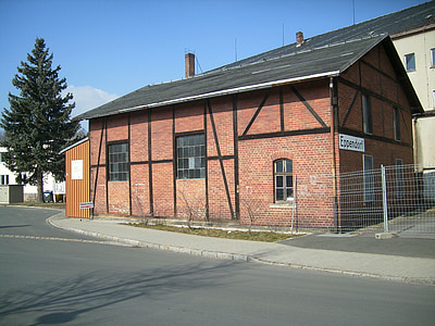 Eppendorf, Saxônia, galpão de locomotiva, estrada de ferro, ferroviária de bitola estreita, arquitetura, exterior do prédio