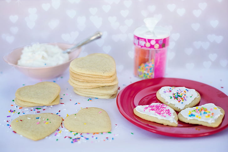 cookie baking, cookie decorating, baking, cookies, valentines, heart cookies, food