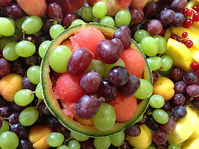 vaisių, vynuogės, melionas, serbentai, spalvinga