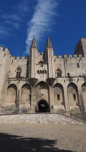 Avignon, Palais des papes, kapu, abolakmélyedések, bástyára, város, belváros