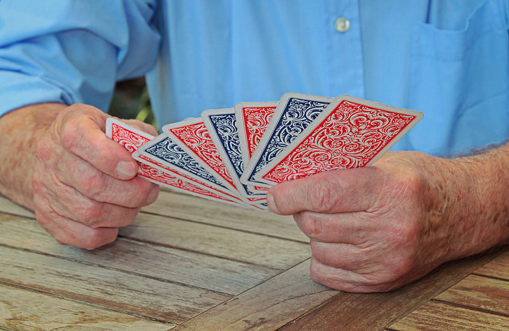mand, kortspil, spillekort, hænder, kort, spille, skat