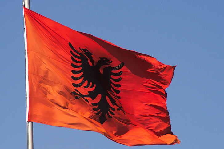 Albanie, drapeau, nationalité, rouge, vent, vibrations aéroélastiques